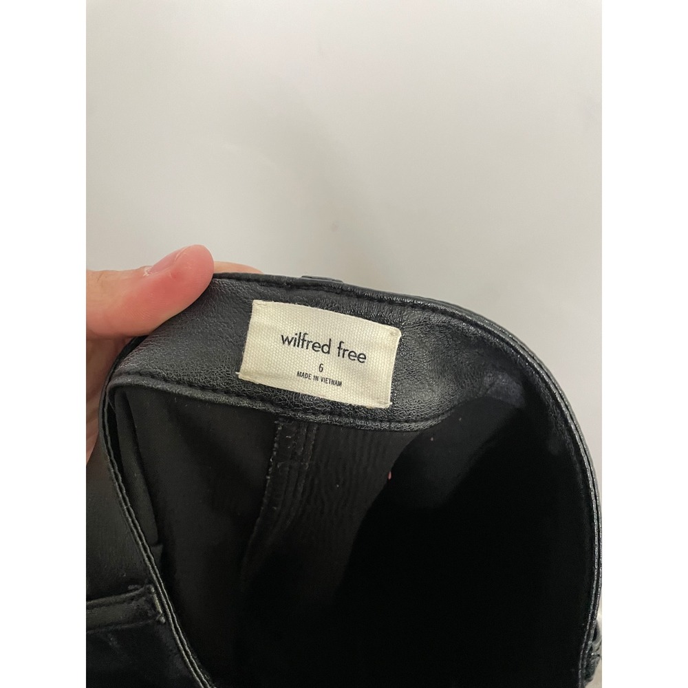 Aritzia Wilfred Free Lucy Pants in Black Size 6 Faux Leather Contemporary - Picture 9 of 11